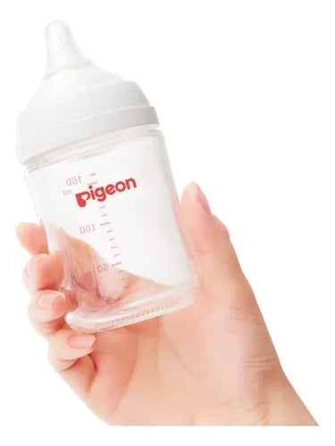 Mamadera PIGEON SofTouch 240ml (VIDRIO)