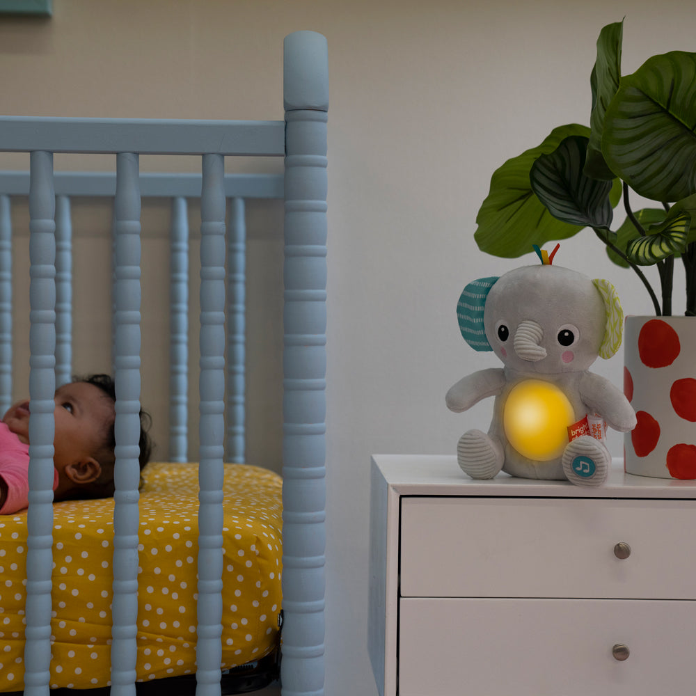 Peluche Elefante Música Y Luces Bright starts