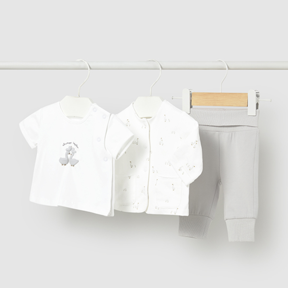 Chándal Recién Nacido 3 Piezas Blanco y Gris Unisex Mayoral Europeo